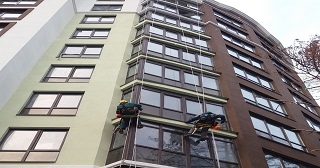 Установка крыши на балкон Каменск-Шахтинский цена от 1047 руб. м/2.